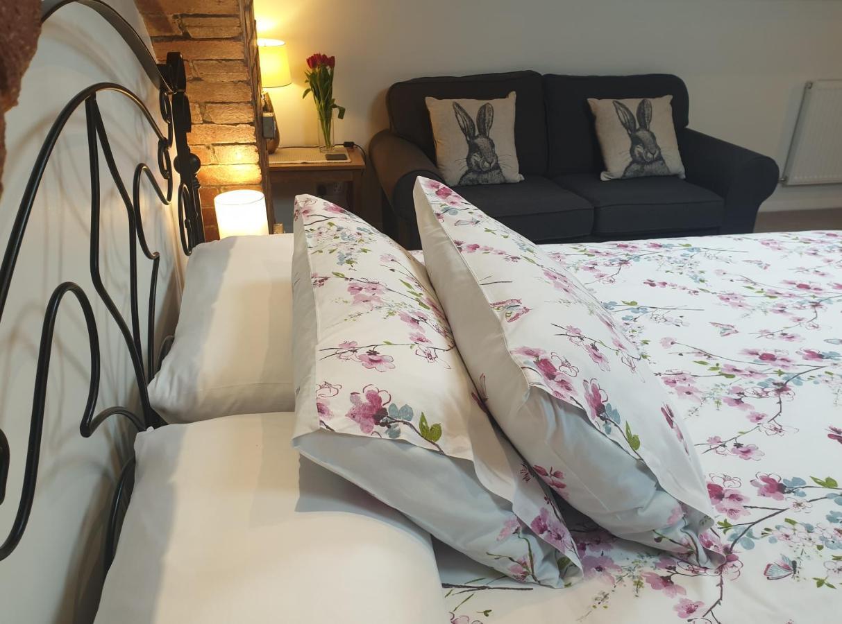 Lyndene Bed & Breakfast Penistone Dış mekan fotoğraf