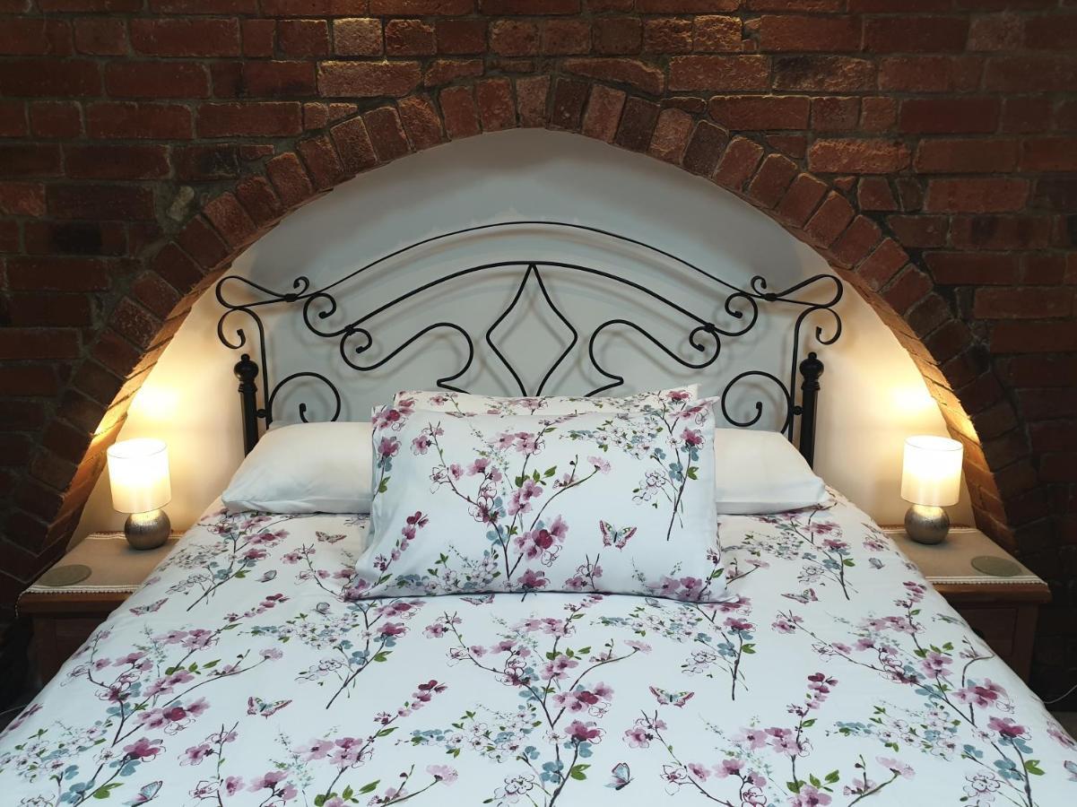 Lyndene Bed & Breakfast Penistone Dış mekan fotoğraf