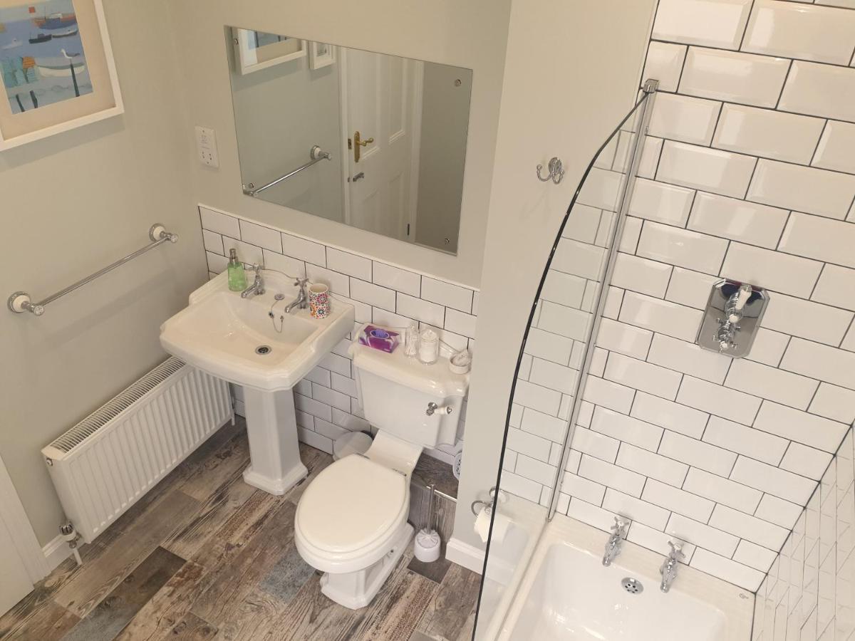 Lyndene Bed & Breakfast Penistone Dış mekan fotoğraf